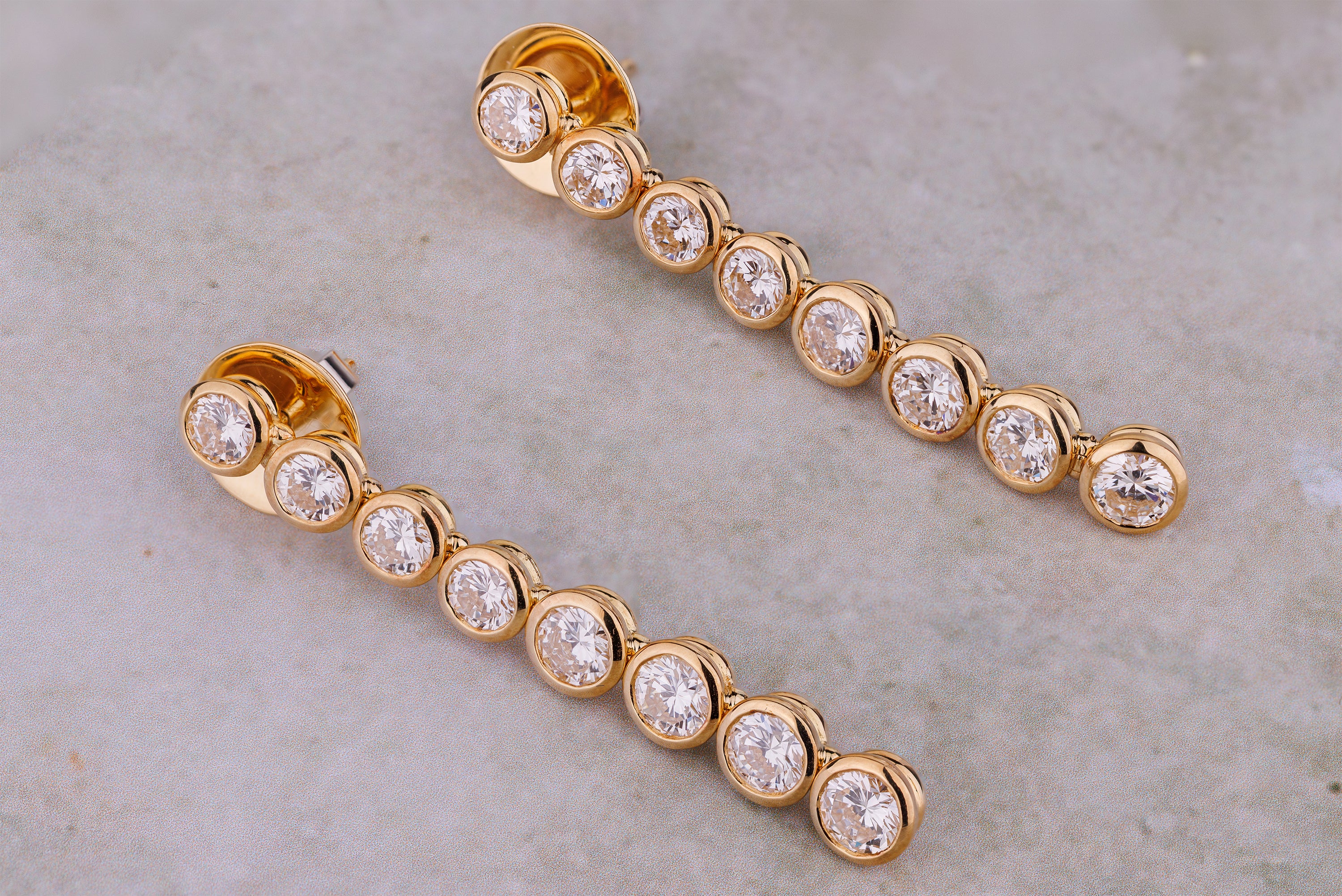 Diamond Suite | Necklace, Bracelet & Earrings | 18k Yellow Gold | Diamond Certification | 117 Diamonds | 41.84 ct