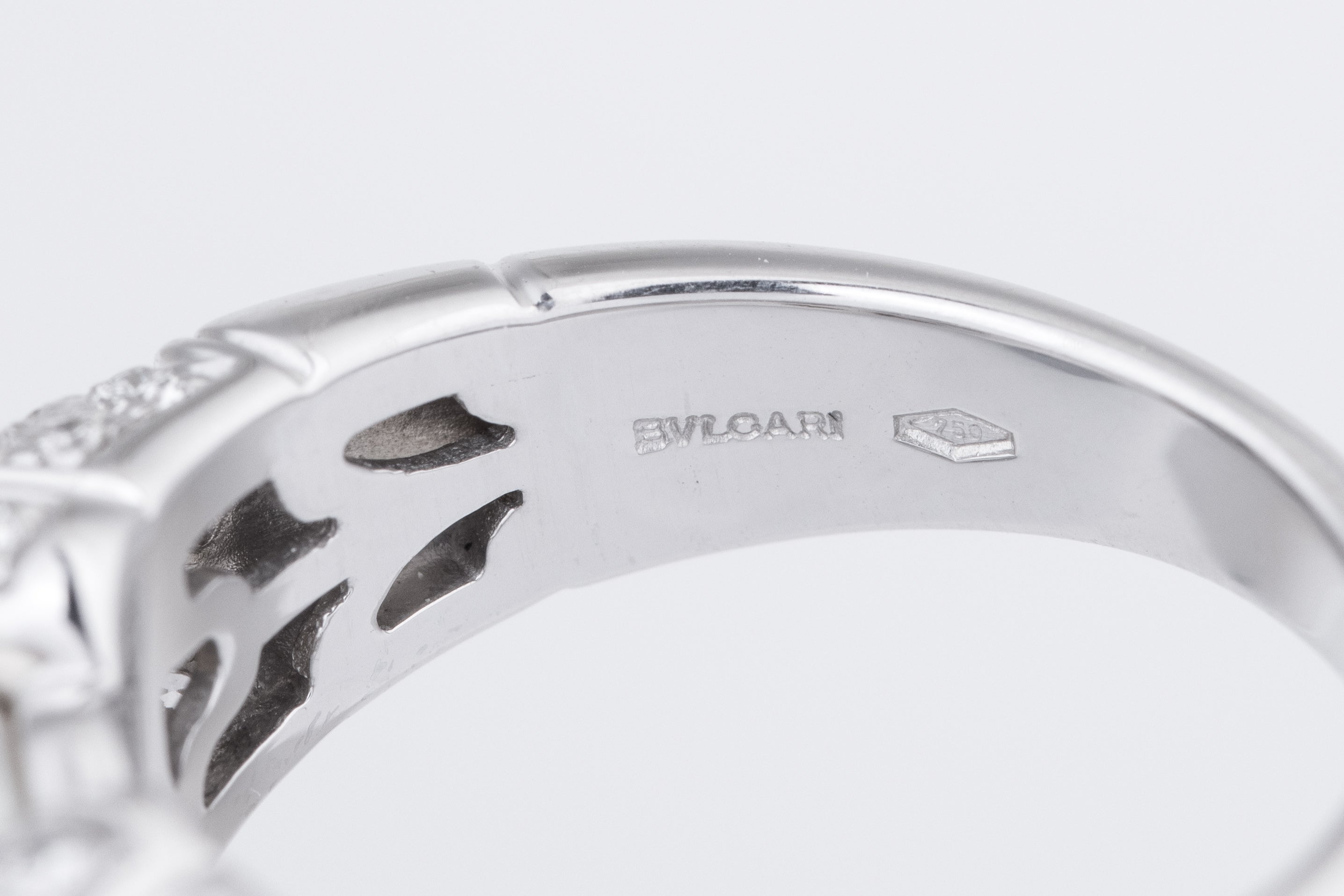 Bvlgari Passo Doppio Pearl & Diamond Ring | 18k White Gold | 1980's