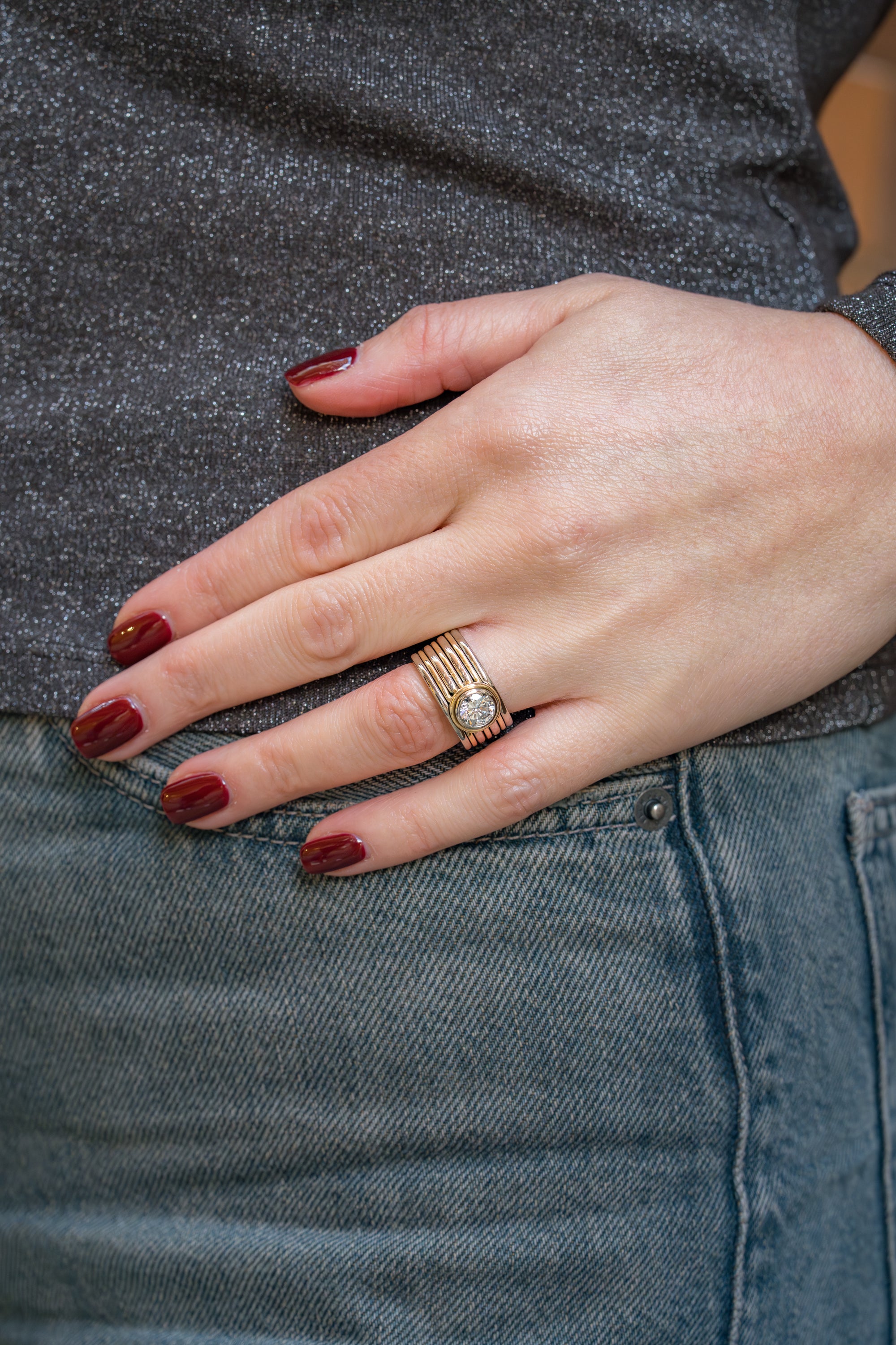 Dual Tone Ribbed Diamond Ring | 18k Yellow & White Gold