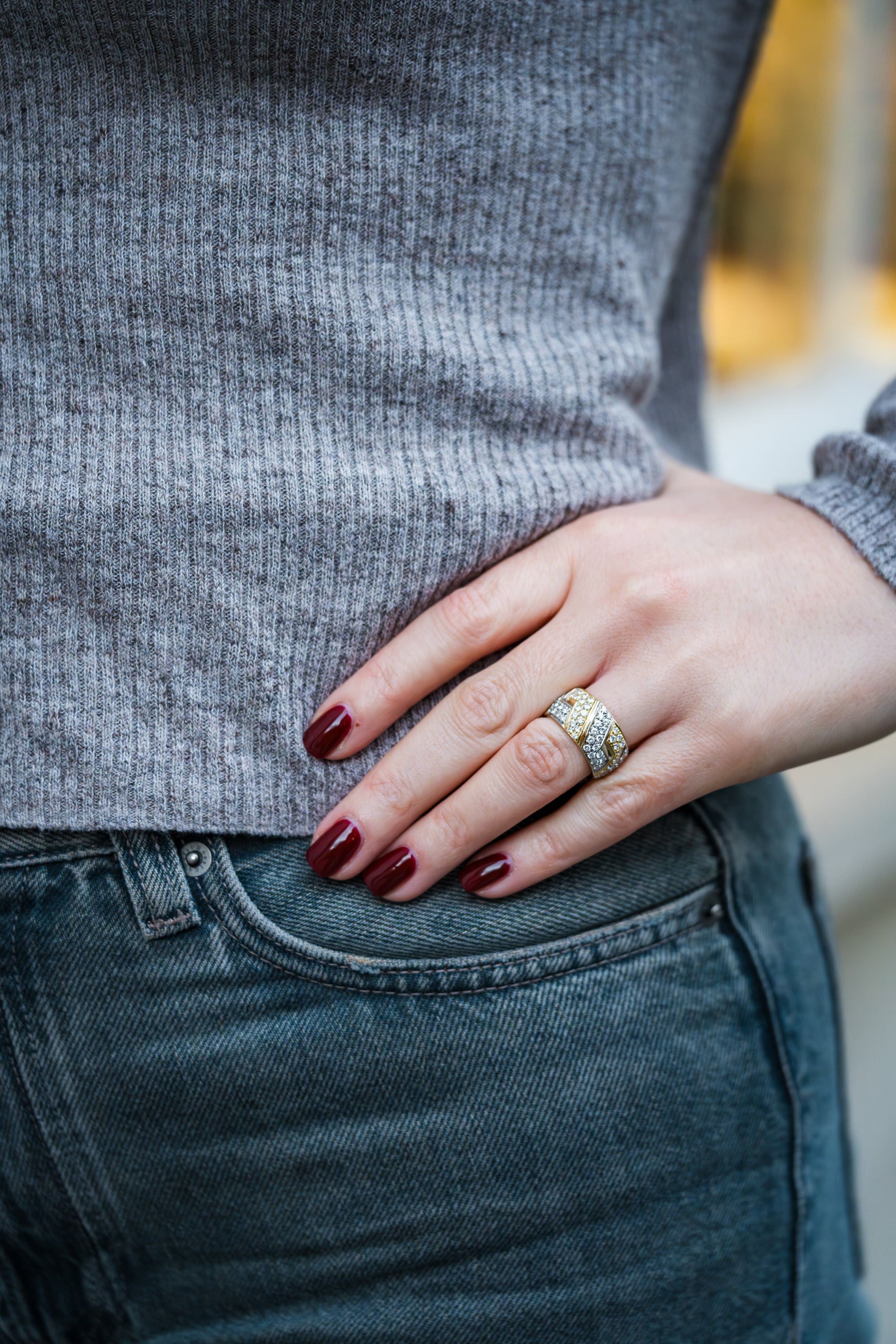 Diamond Zig-Zag Patterned Ring | 18k White & Yellow Gold