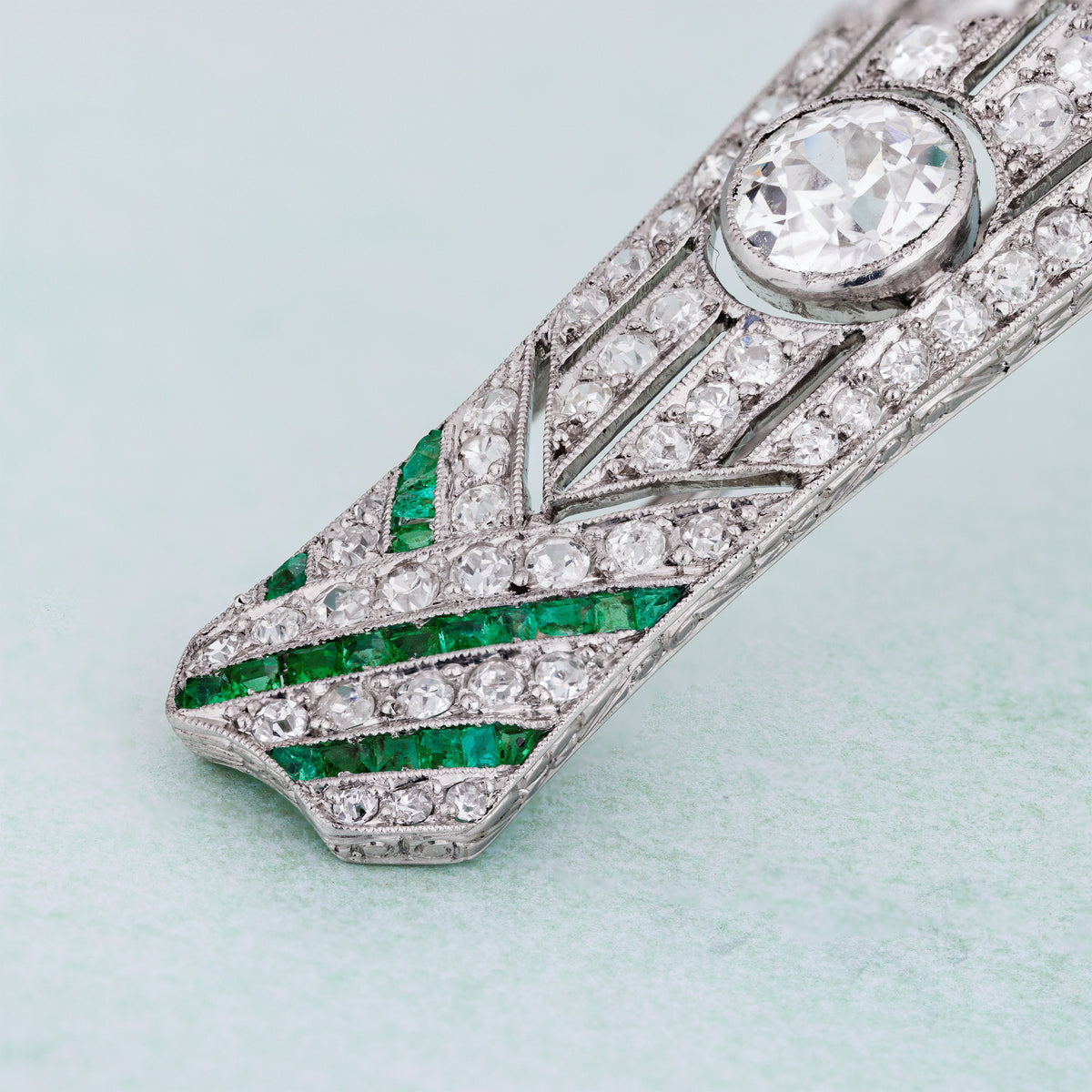 Edwardian Platinum 3ct Colombian Emerald & Diamond Bar Brooch | Circa 1910s