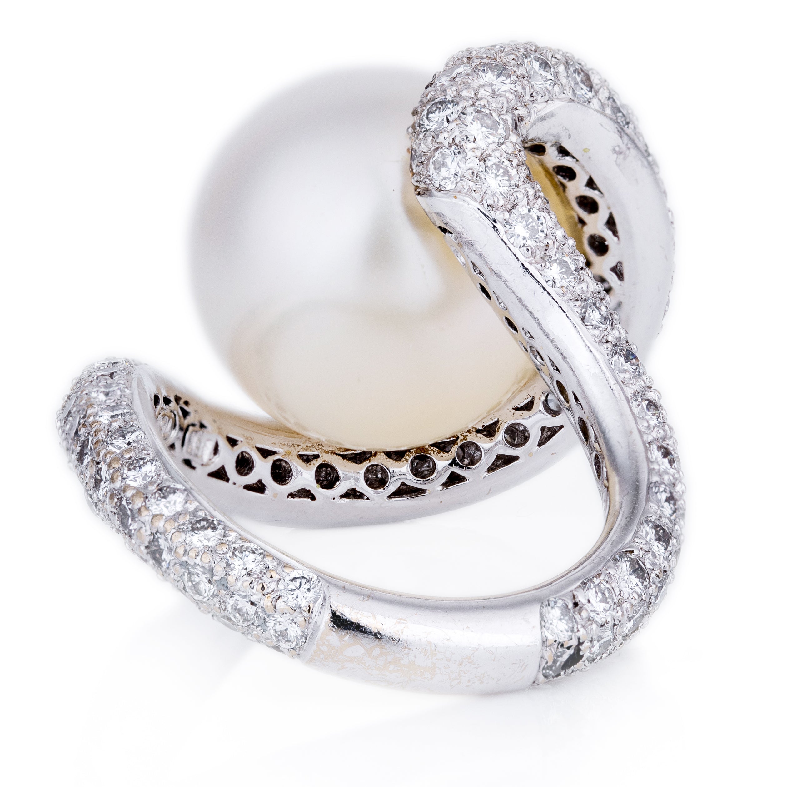 Pearl & Diamond Ring | Pave Diamonds | 18k White Gold