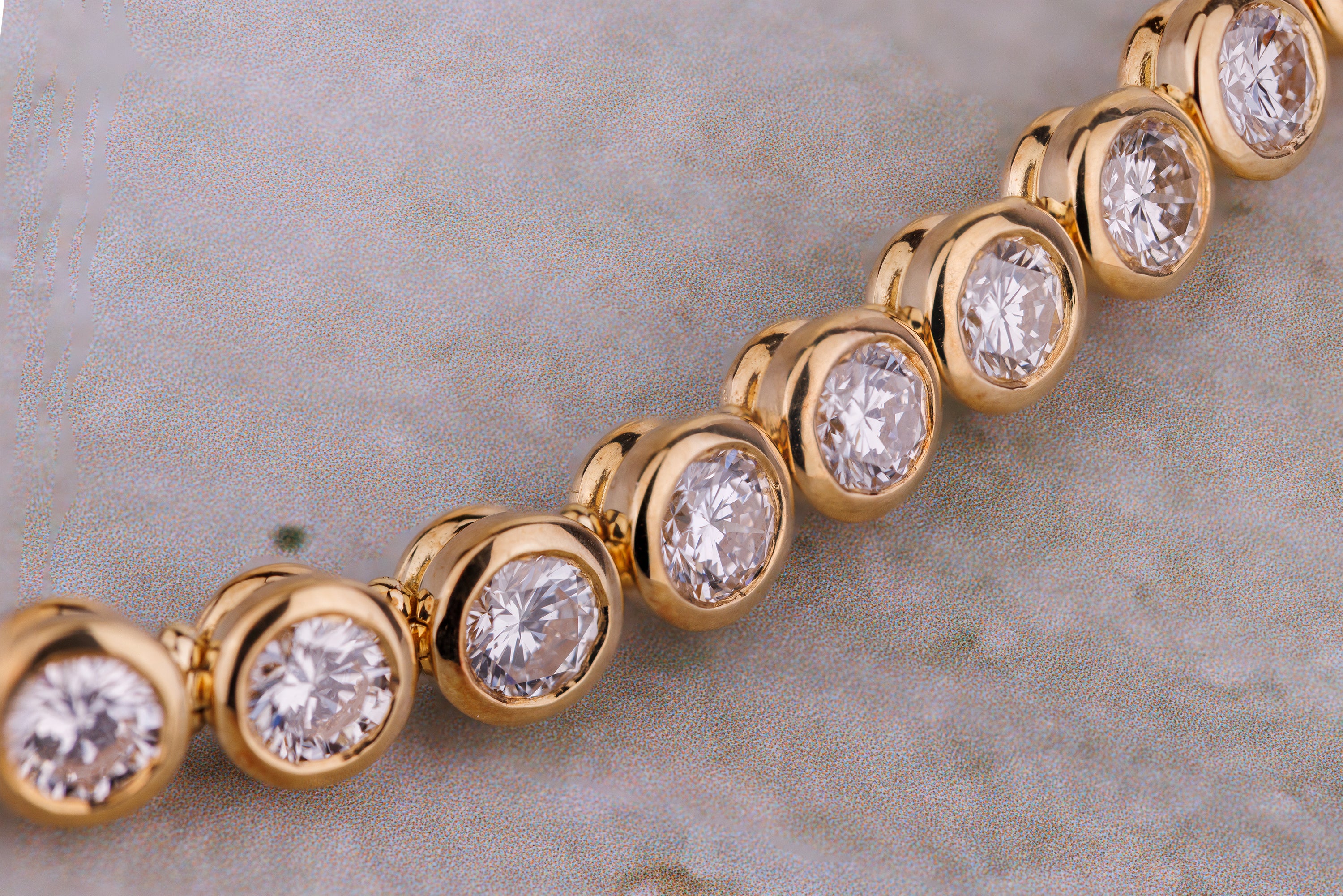 Diamond Suite | Necklace, Bracelet & Earrings | 18k Yellow Gold | Diamond Certification | 117 Diamonds | 41.84 ct