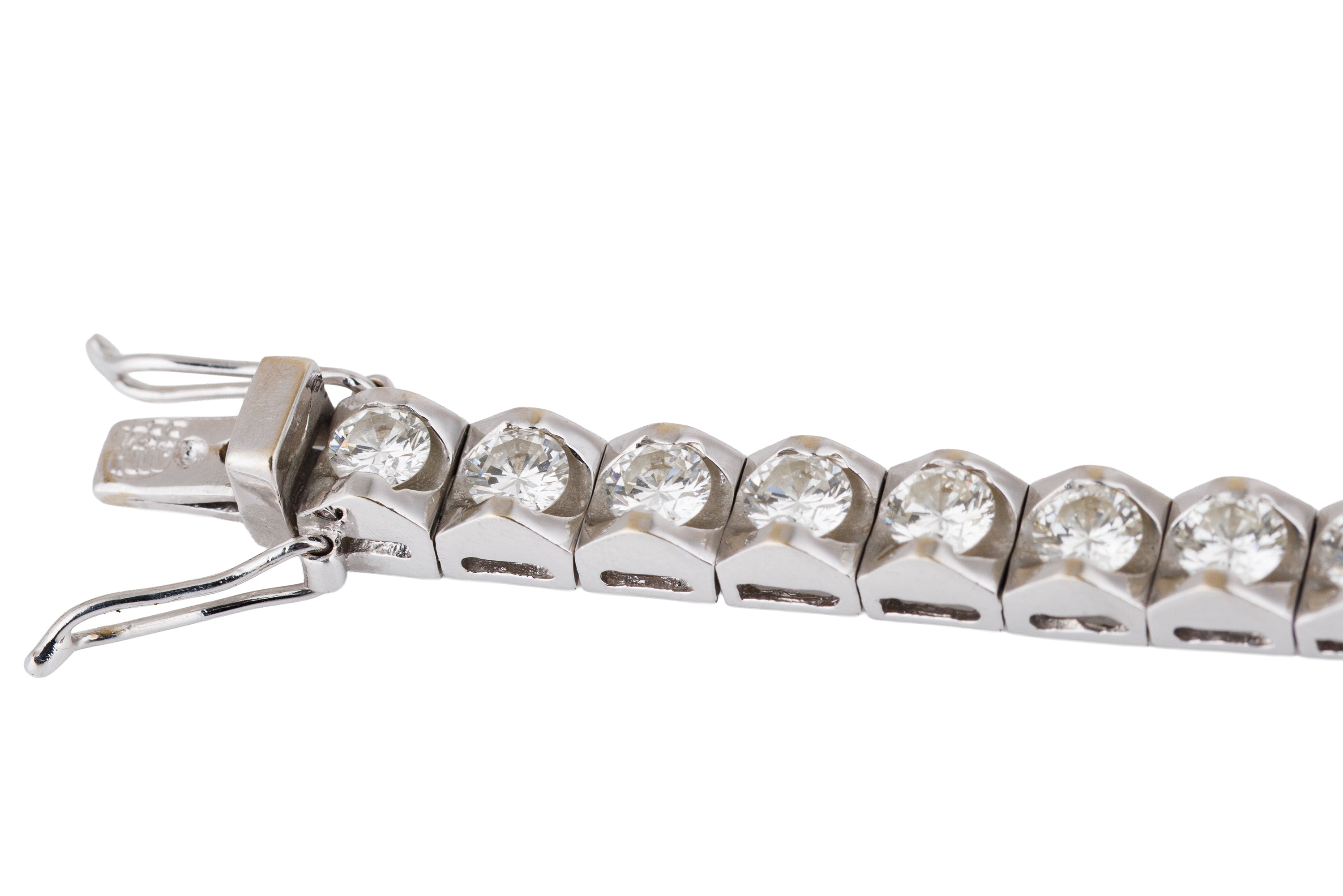 Diamond Tennis Bracelet | 18k White Gold