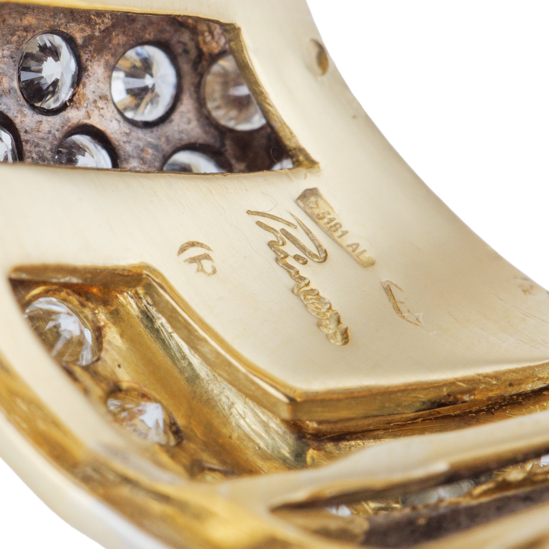 Diamond Zig-Zag Patterned Ring | 18k White & Yellow Gold