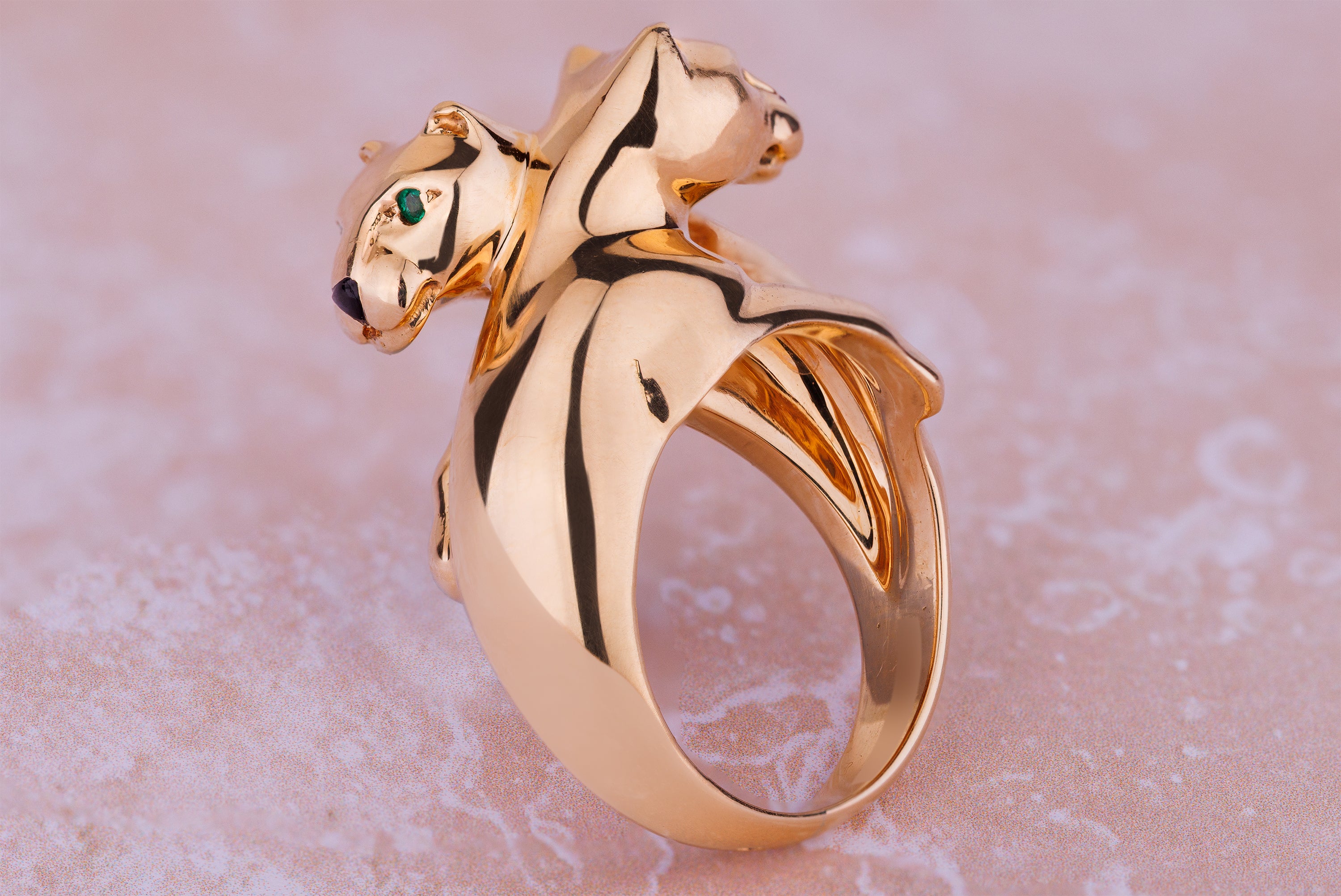 Vintage Cartier Double Panthère Ring | Emerald & Onyx | 18k Yellow Gold | 1990s