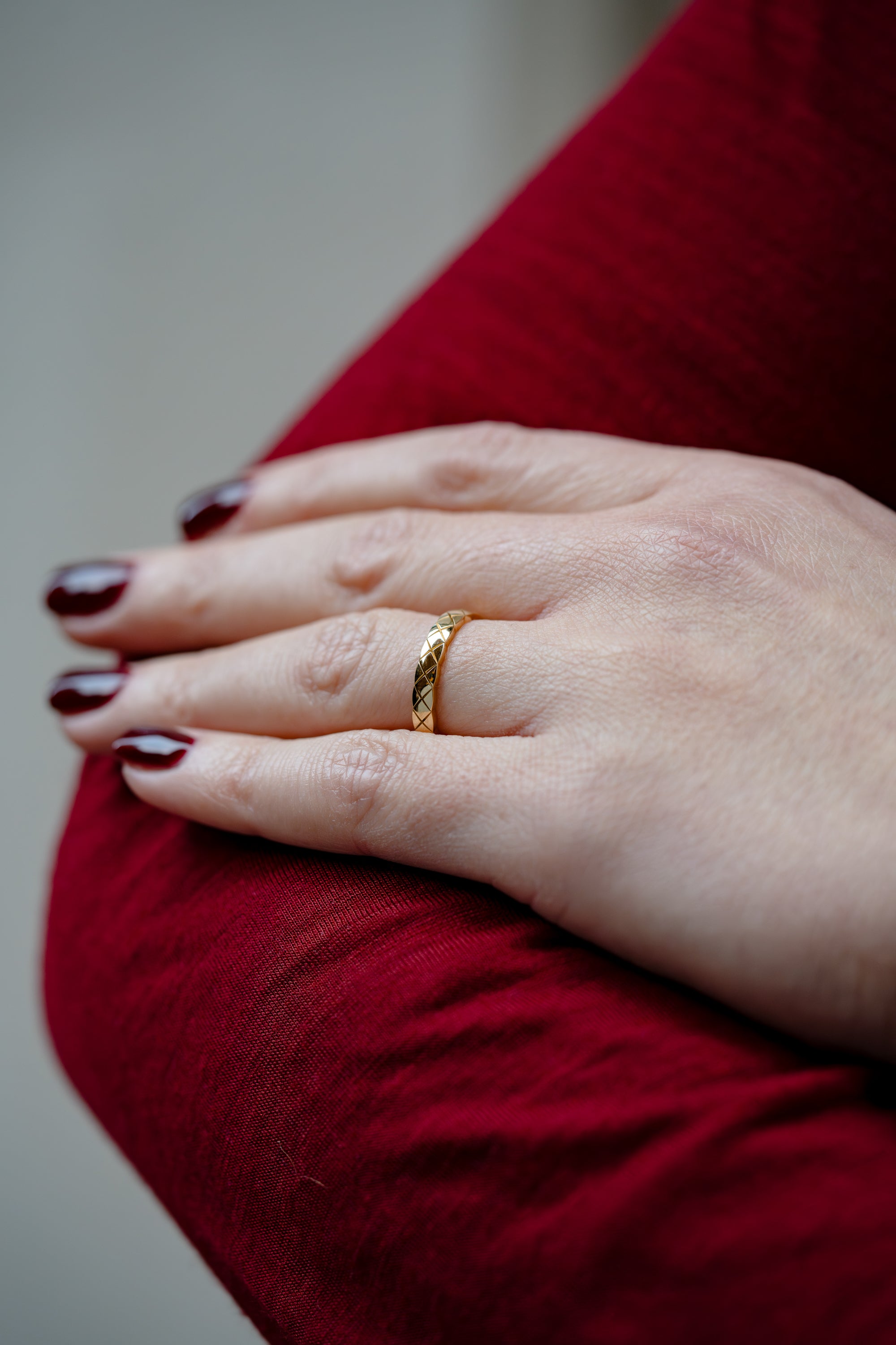 Chanel Coco Crush Ring, Mini Version | 18k Yellow Gold | Size 54 | Box