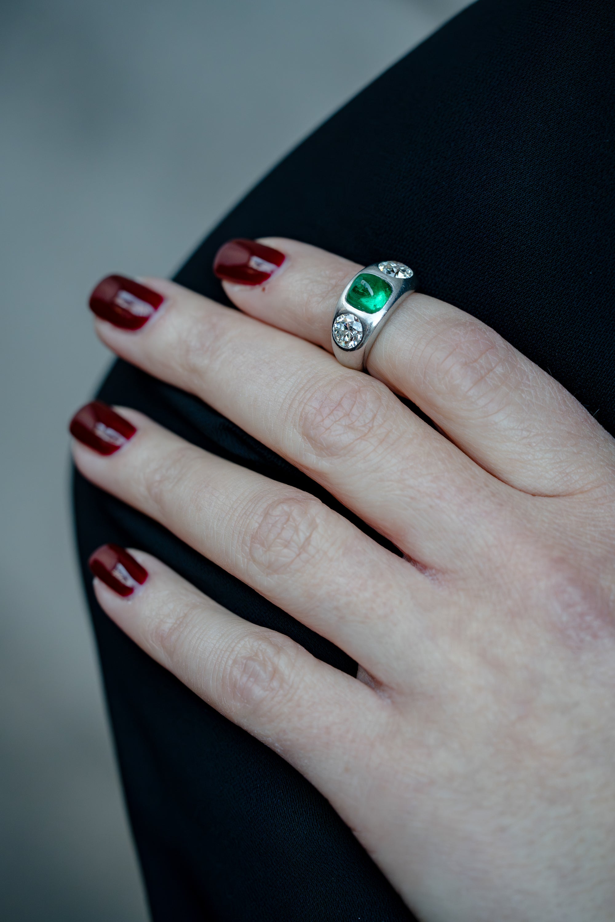 Tiffany & Co. 1920's Colombian Emerald & Diamond Ring | Platinum | Edwardian - Art Deco