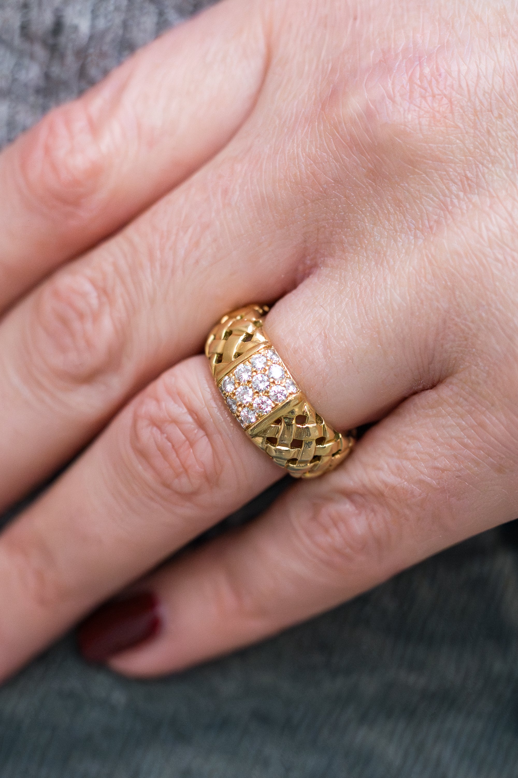 Tiffany Vannerie Basket Weave Diamond Ring | 18k Yellow Gold | 1995