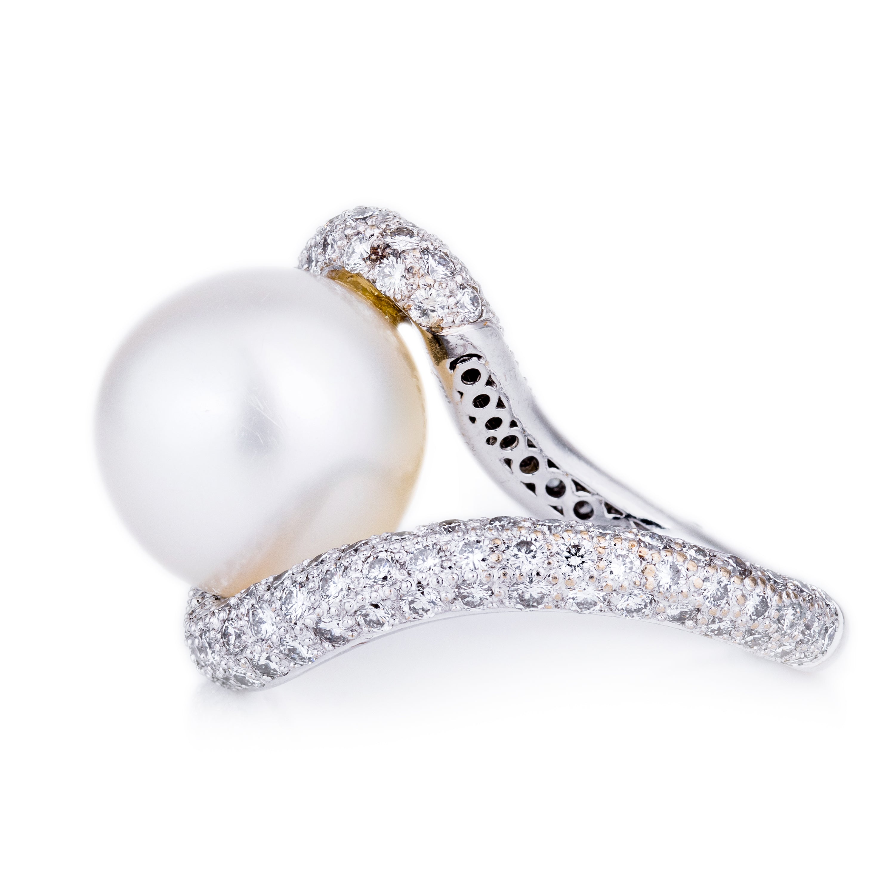 Pearl & Diamond Ring | Pave Diamonds | 18k White Gold
