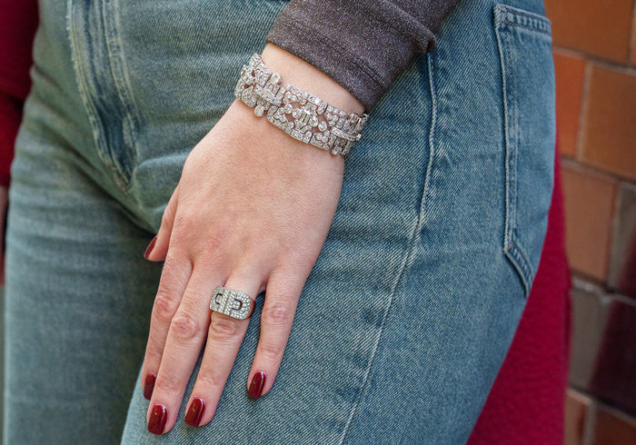 EVERY CARTIER PIECE CAREFULLY ASSESSED